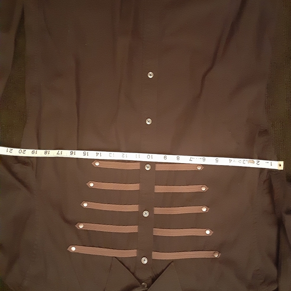 Men's Military-esque Dress Shirt - Picture 3 of 10